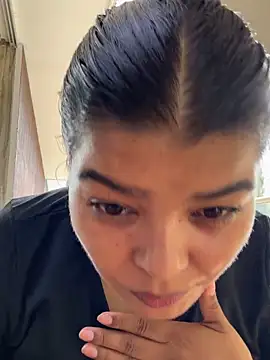 Snapshot of moonhelen chatting on 26, 5, 2026 moonhelen online show from 26, 5, 2026