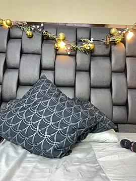 Isabella falcon online show from 13, 2, 2026