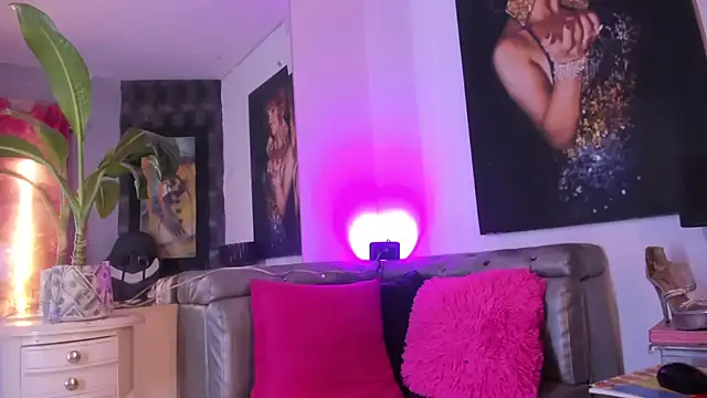 Snapshot of Ciara_HotTs chatting on 25, 5, 2026 Ciara HotTs online show from 25, 5, 2026