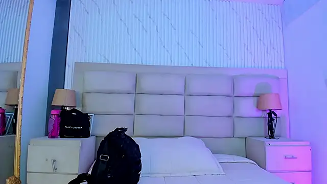 CarolineFyre online show from 24, 3, 2026