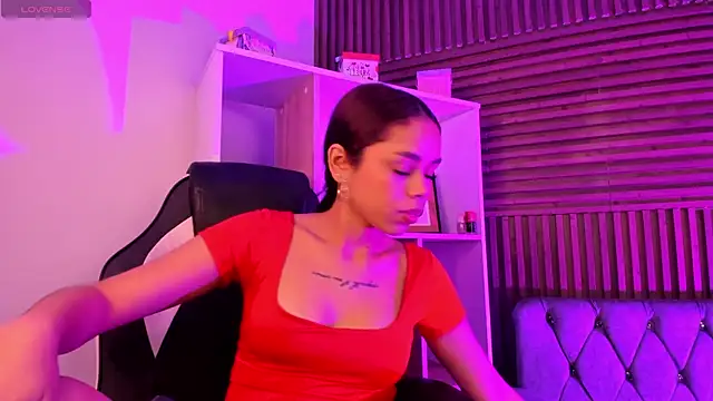 CarolineFyre online show from 12, 2, 2026