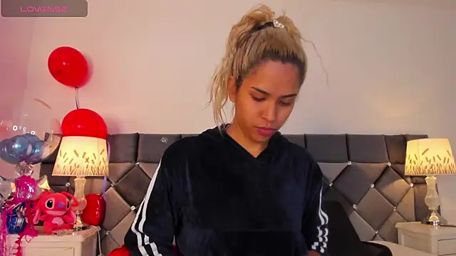  Giorgiina  online show from 14, 2, 2026