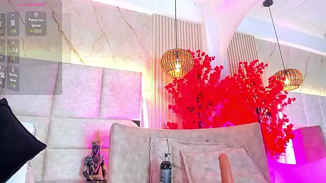 EmmaLovve online show from 6, 3, 2026