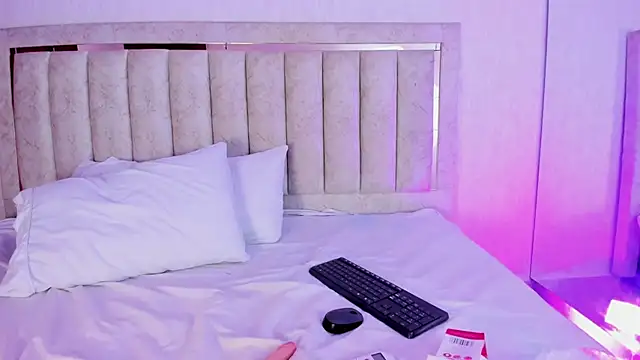 SeleneSantana online show from 27, 2, 2026