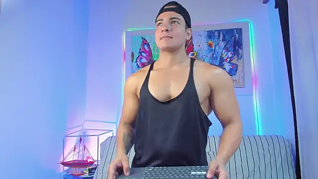 jhon nicolas online show from 14, 5, 2026