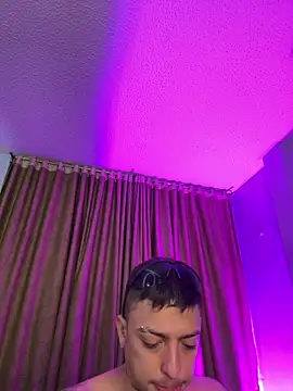 Snapshot of SavageBond_ chatting on 27, 2, 2026 SavageBond online show from 27, 2, 2026