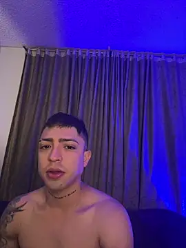 Snapshot of SavageBond_ chatting on 28, 2, 2026 SavageBond online show from 28, 2, 2026