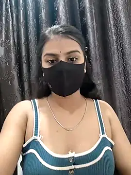 Snapshot of Alix_cuti chatting on 2, 6, 2026 Alix cuti online show from 2, 6, 2026