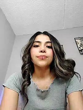 loveegirll1 online show from 2, 2, 2026