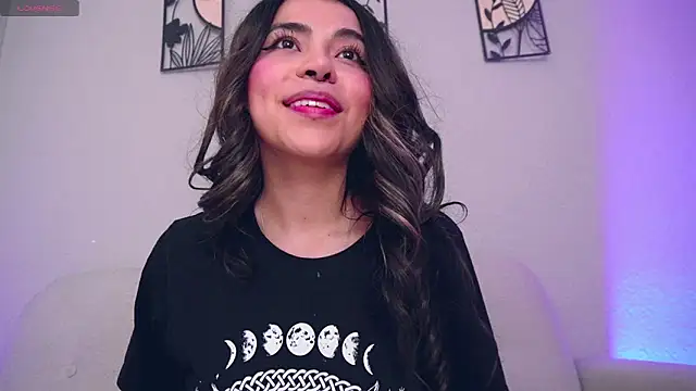 loveegirll1 online show from 27, 2, 2026