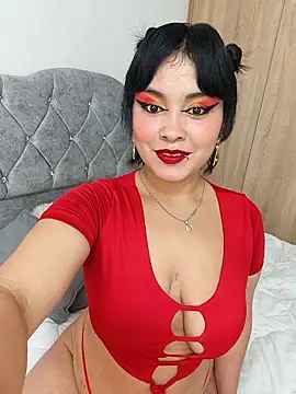 zoe love18 online show from 7, 5, 2026