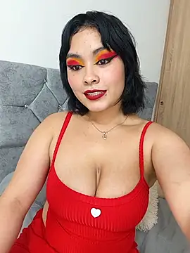 zoe love18 online show from 8, 5, 2026