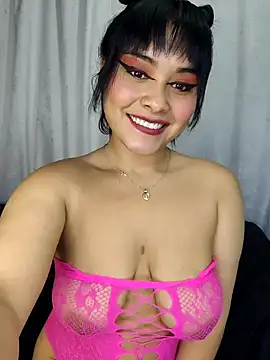 zoe love18 online show from 2, 4, 2026