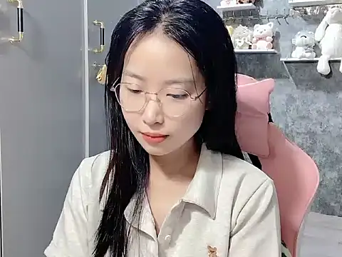 Linne6789 online show from 18, 4, 2026