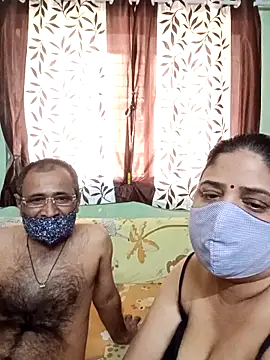 HoneyHush online show from 10, 2, 2026