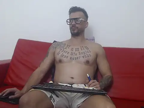 RyanxCole online show from 22, 4, 2026