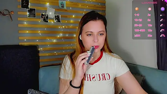 Alice Wanderr online show from 25, 2, 2026