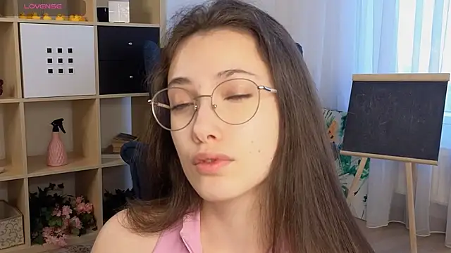 PamTrower online show from 6, 3, 2026