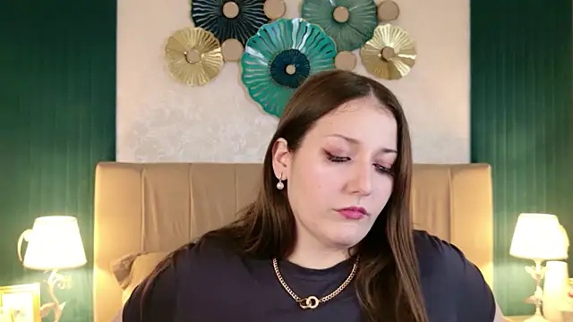 Anora Mills online show from 27, 3, 2026