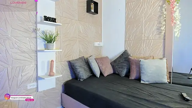 RebecaBlack  online show from 18, 4, 2026