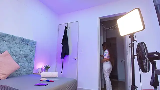 Samanta-Rose online show from 12, 2, 2026