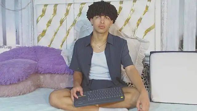 ian smith  online show from 18, 4, 2026