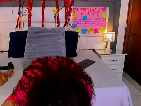 RED VIOLETH online show from 16, 2, 2026