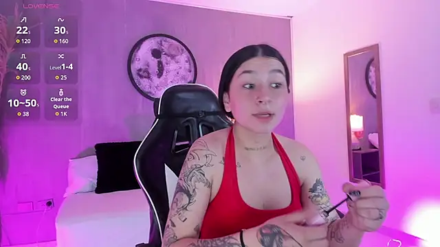 Snapshot of charlottee27_ chatting on 3, 6, 2026 charlottee27 online show from 3, 6, 2026