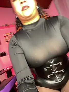 kenia thompsom01 online show from 10, 4, 2026