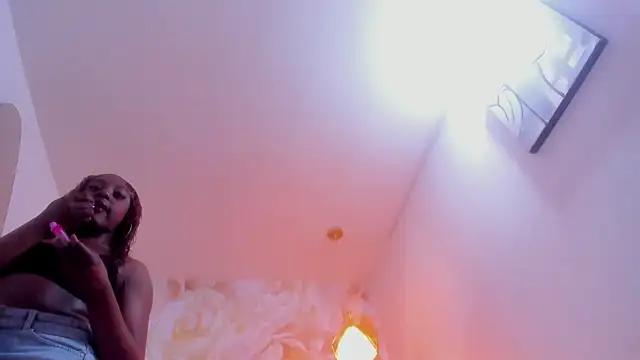 nylaroyale cr online show from 8, 2, 2026