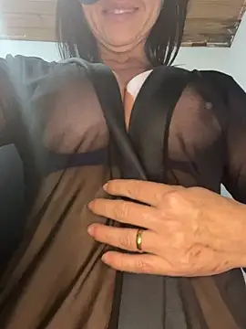 hotcasal69 online show from 5, 7, 2026