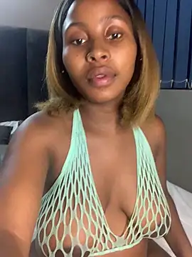 SexyLaylahx online show from 7, 2, 2026