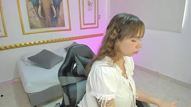 milaack  online show from 26, 2, 2026