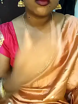 Snapshot of Chinnima143 chatting on 26, 6, 2026 Chinnima143 online show from 26, 6, 2026