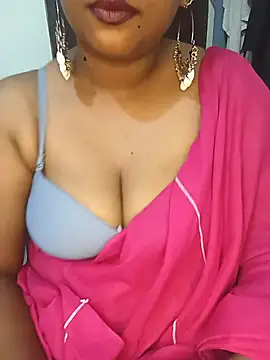 Snapshot of Chinnima143 chatting on 5, 7, 2026 Chinnima143 online show from 5, 7, 2026
