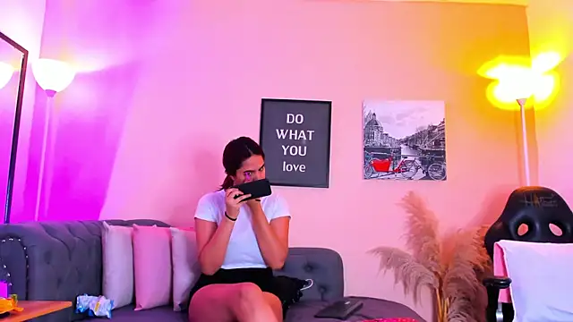 victoriazans online show from 17, 2, 2026