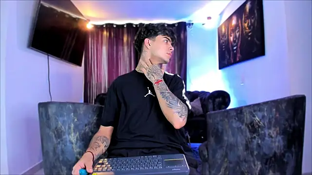 miguel aguirre  online show from 24, 2, 2026