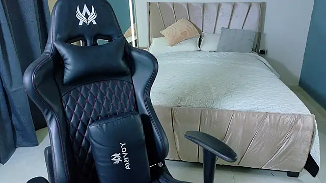 Alishaa sweet online show from 15, 4, 2026