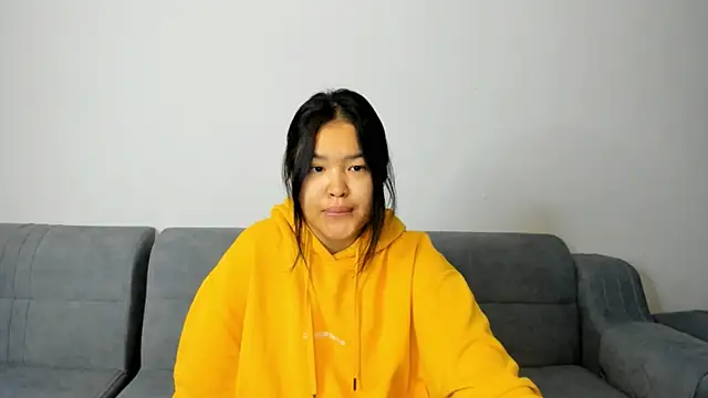 luna yum online show from 17, 2, 2026