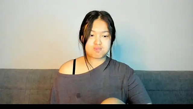 luna yum online show from 26, 2, 2026