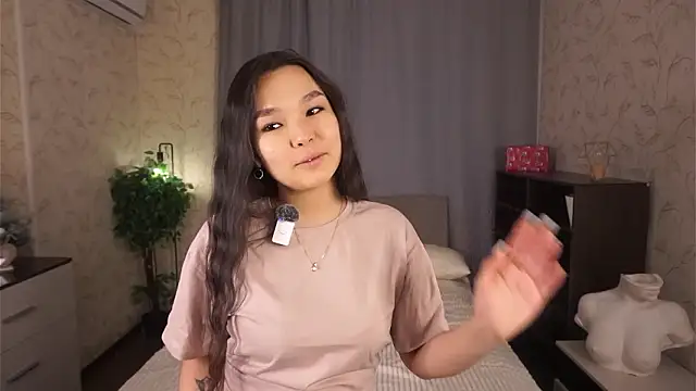 AdriaHarriman online show from 2, 2, 2026