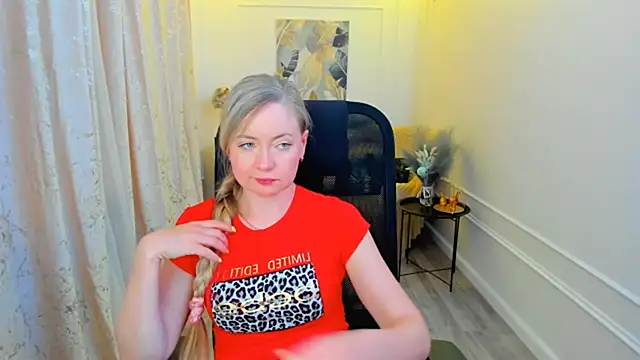 CharlotteKerti online show from 3, 6, 2026