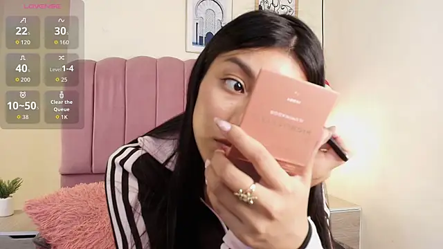 Ateneaaa  online show from 8, 4, 2026