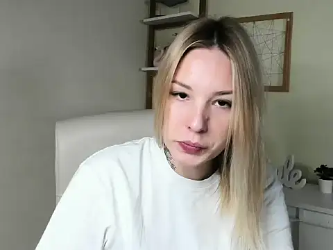 VelvetAngela online show from 23, 2, 2026