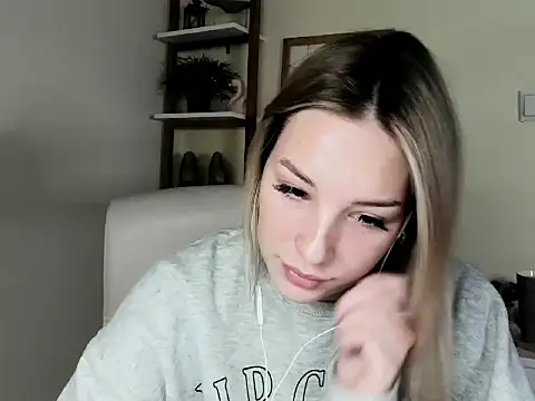 VelvetAngela online show from 12, 2, 2026