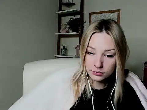 VelvetAngela online show from 24, 2, 2026