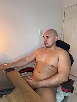 Snapshot of eros_colby chatting on 4, 8, 2026 eros colby online show from 4, 8, 2026
