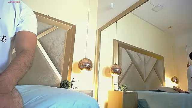 LaraandAxel online show from 28, 2, 2026