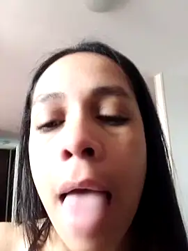 Snapshot of paula_lopez__ chatting on 28, 4, 2026 paula lopez online show from 28, 4, 2026