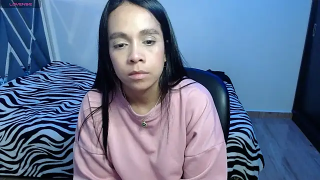 Snapshot of paula_lopez__ chatting on 23, 4, 2026 paula lopez online show from 23, 4, 2026
